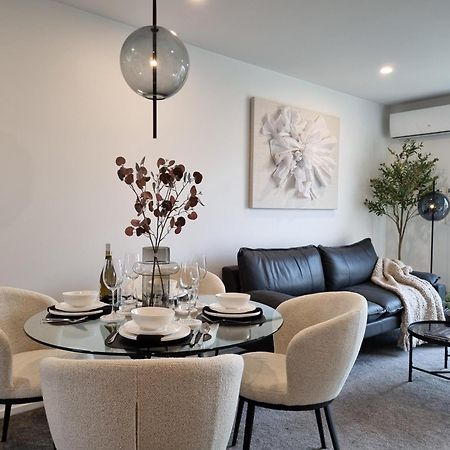 Cloud Nine Elegant Escape Awaits Lägenhet Christchurch Exteriör bild