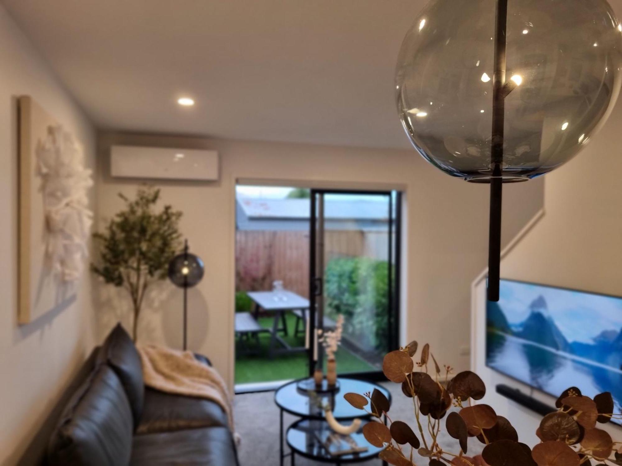Cloud Nine Elegant Escape Awaits Lägenhet Christchurch Exteriör bild